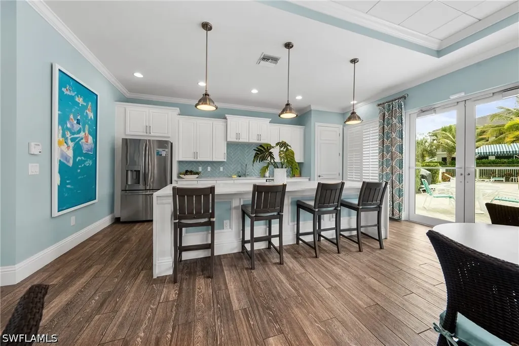 6981 Avalon Circle Naples FL 34112