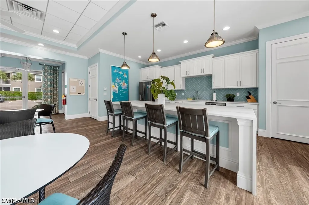 6981 Avalon Circle Naples FL 34112