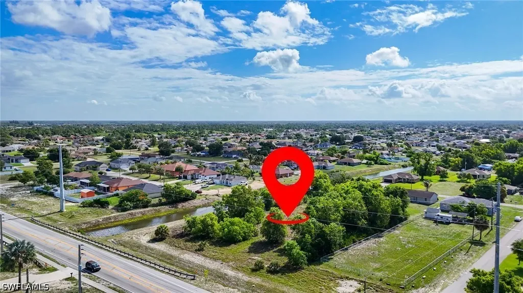 702 Gunnery Road N Lehigh Acres FL 33971