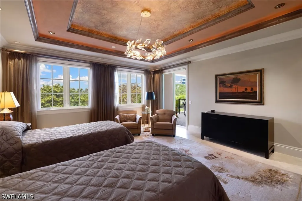 1400 Gulf Shore Boulevard N Naples FL 34102