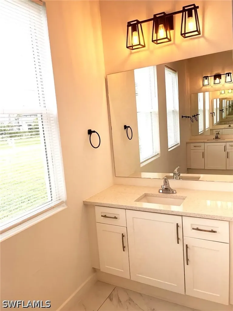 522 NW 1st Lane Cape Coral FL 33993