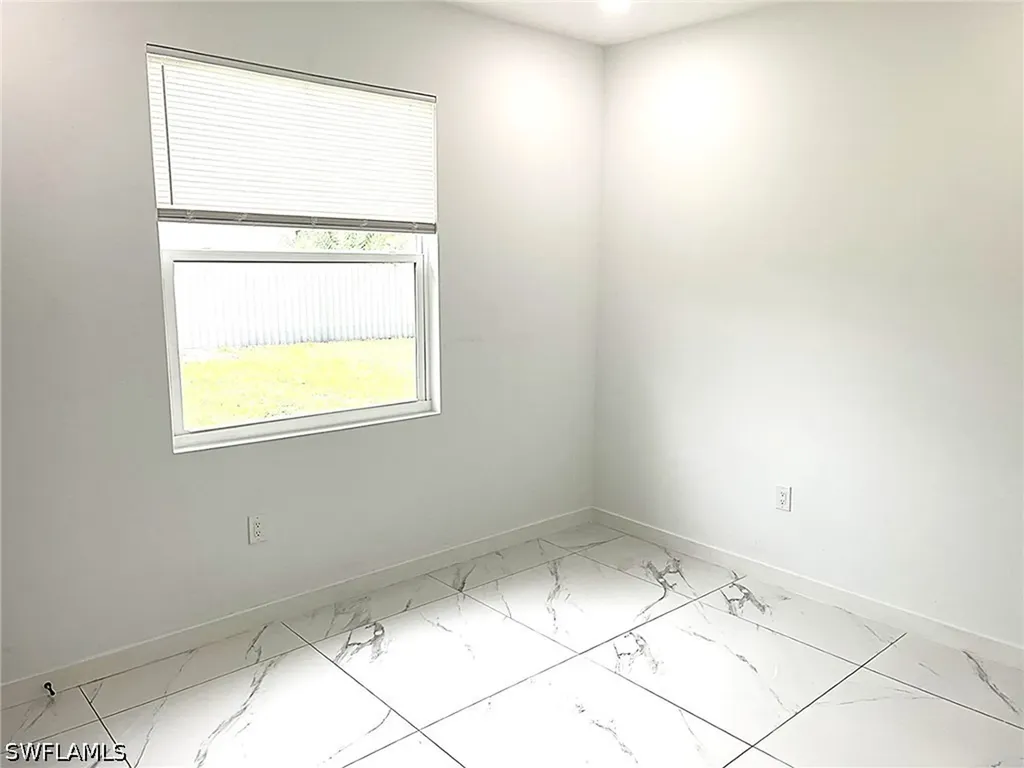522 NW 1st Lane Cape Coral FL 33993