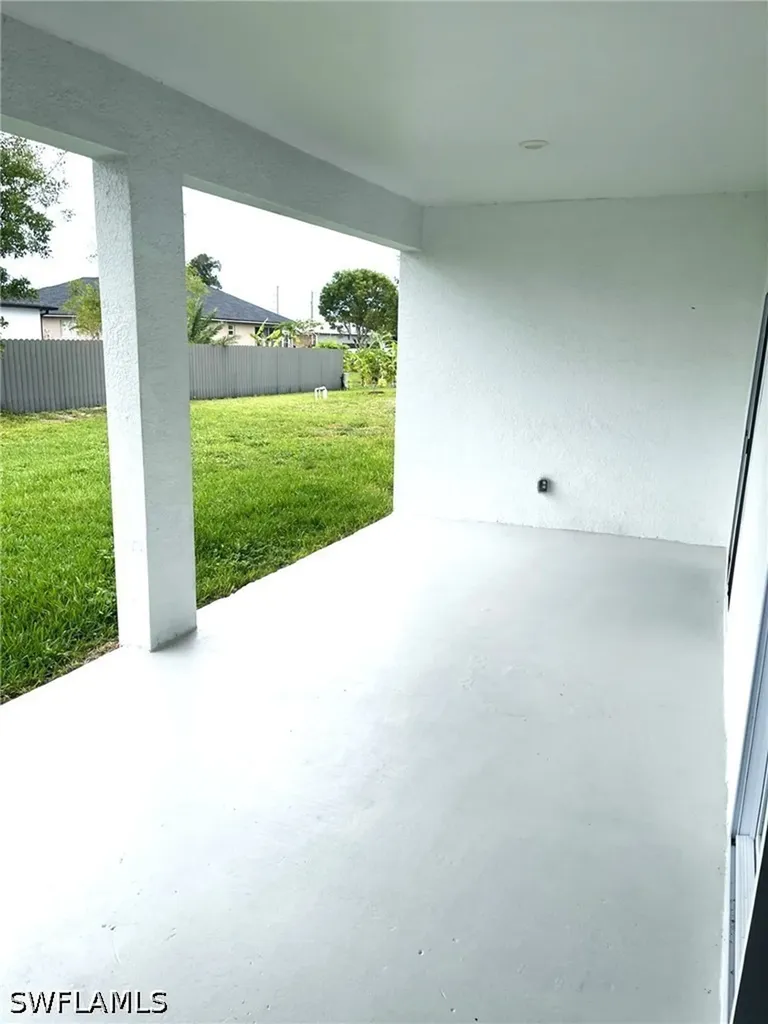 522 NW 1st Lane Cape Coral FL 33993