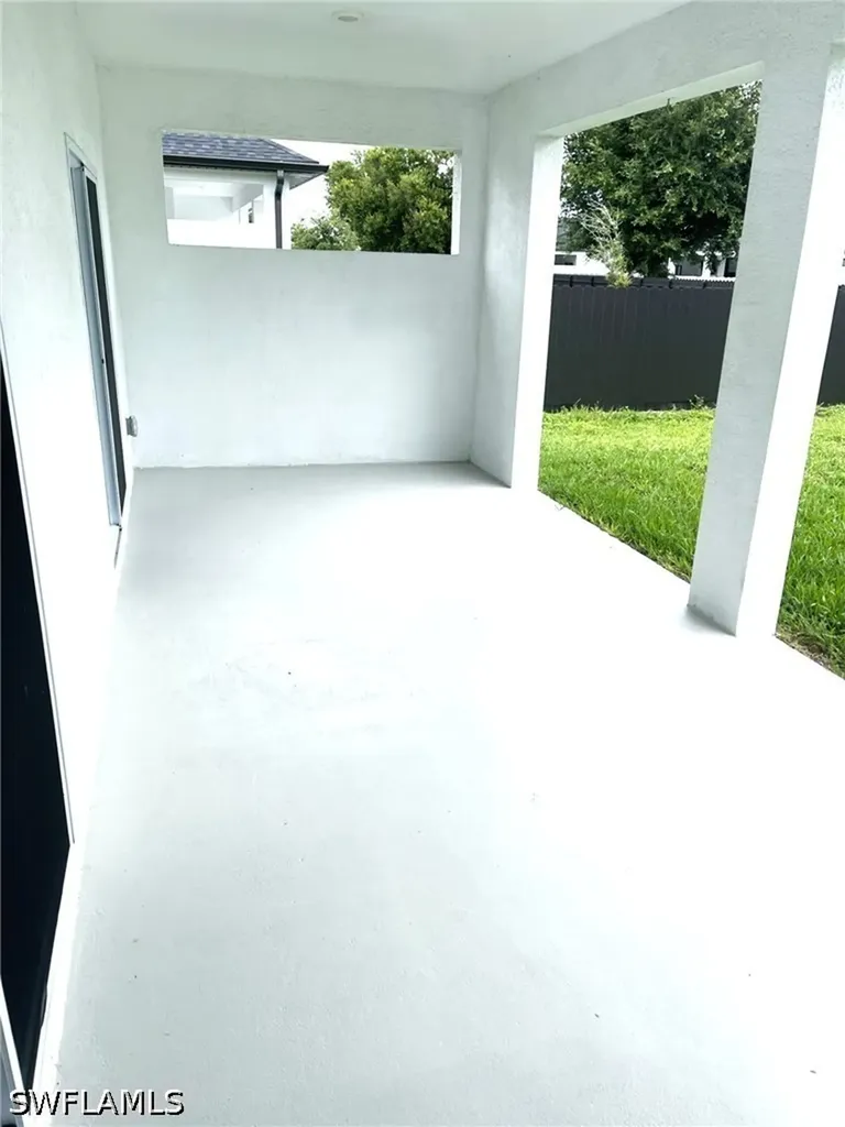 522 NW 1st Lane Cape Coral FL 33993