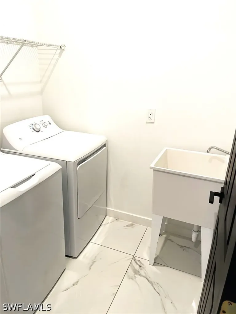 522 NW 1st Lane Cape Coral FL 33993