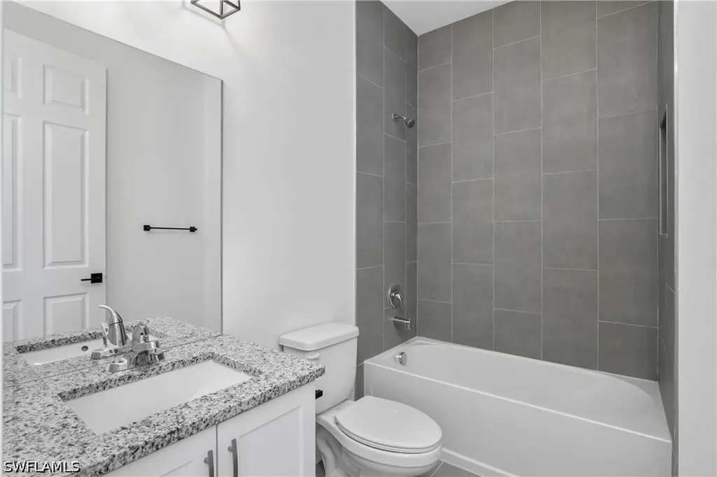 522 NW 1st Lane Cape Coral FL 33993
