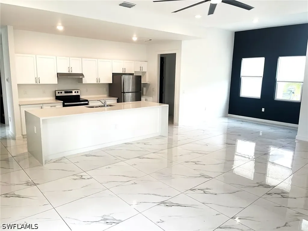 522 NW 1st Lane Cape Coral FL 33993