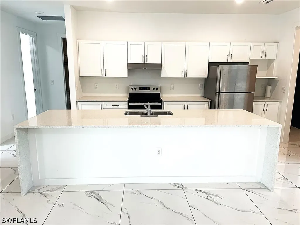 522 NW 1st Lane Cape Coral FL 33993