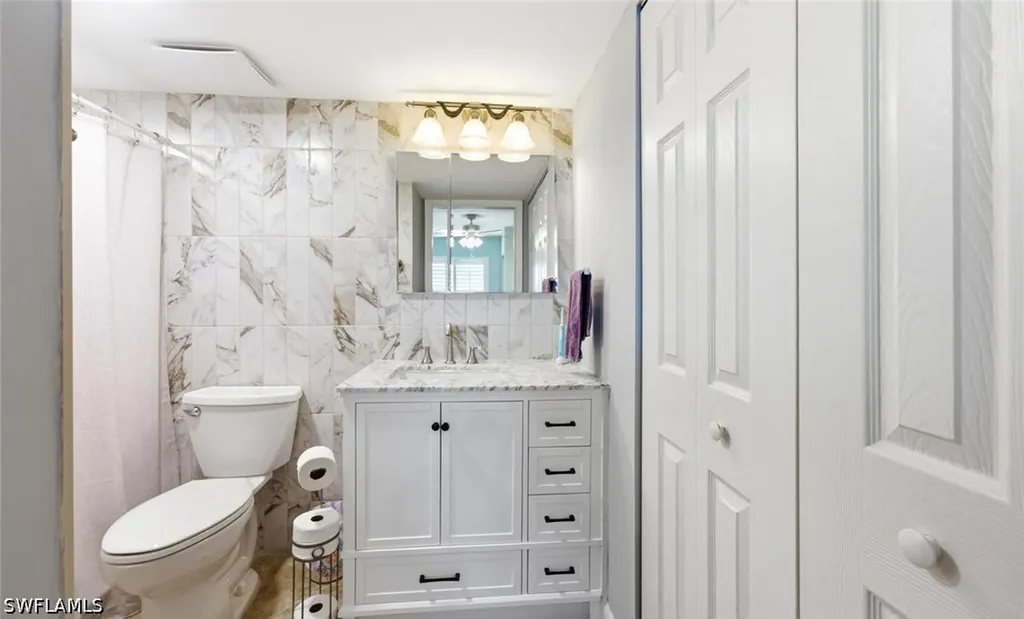 401 Charlemagne Boulevard Naples FL 34112