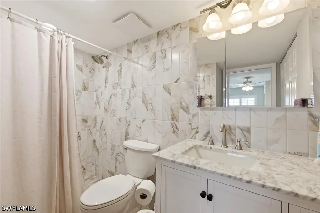 401 Charlemagne Boulevard Naples FL 34112