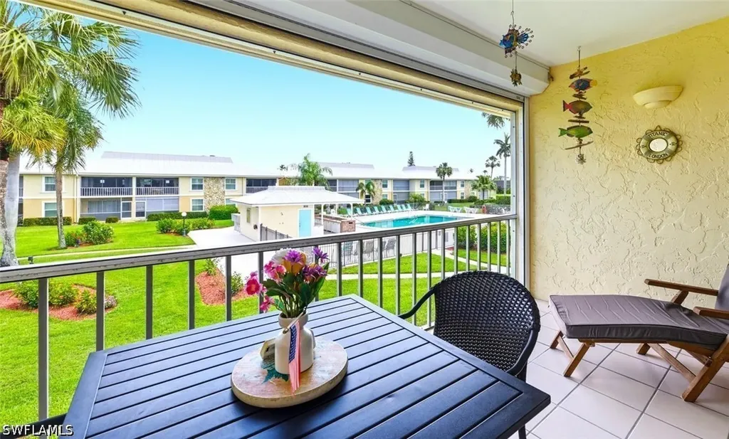 401 Charlemagne Boulevard Naples FL 34112