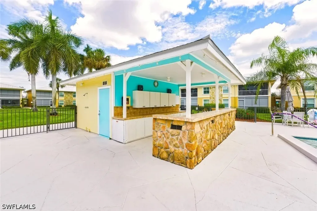 401 Charlemagne Boulevard Naples FL 34112
