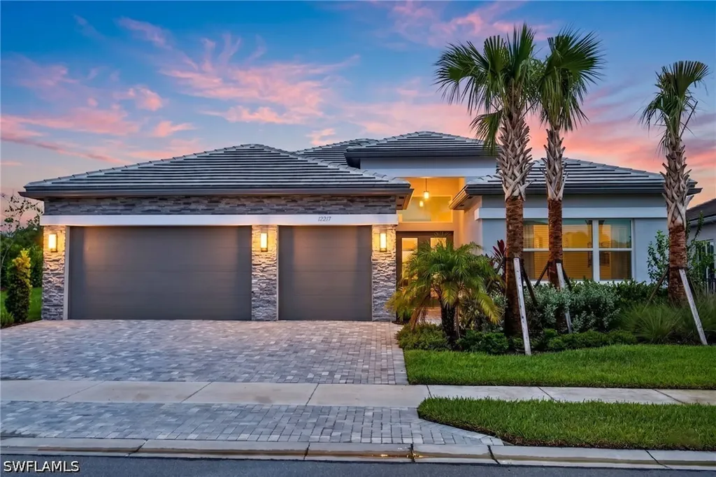 12217 Eucalyptus Way Naples FL 34120