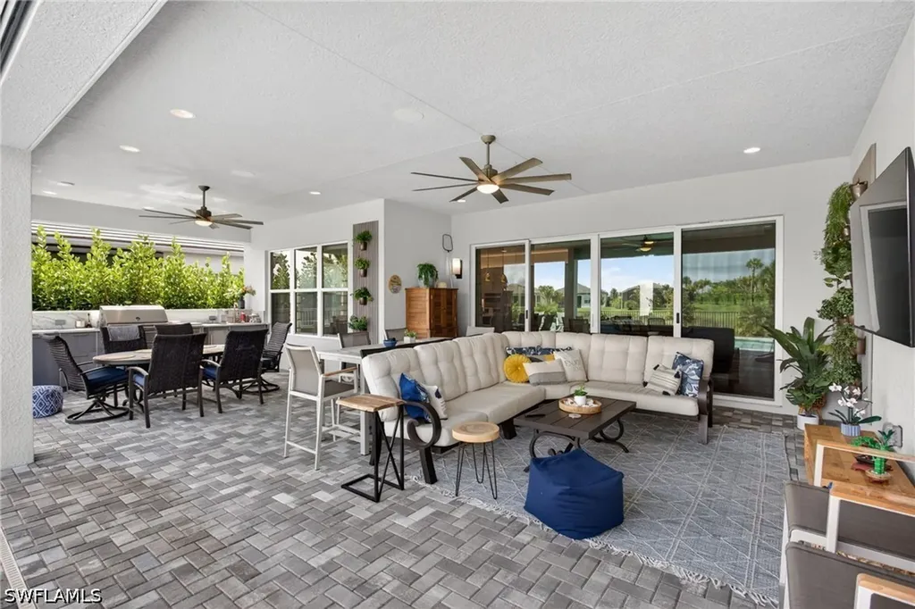 12217 Eucalyptus Way Naples FL 34120