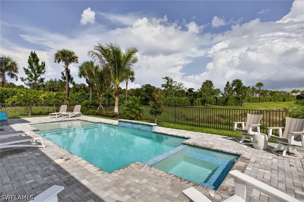12217 Eucalyptus Way Naples FL 34120