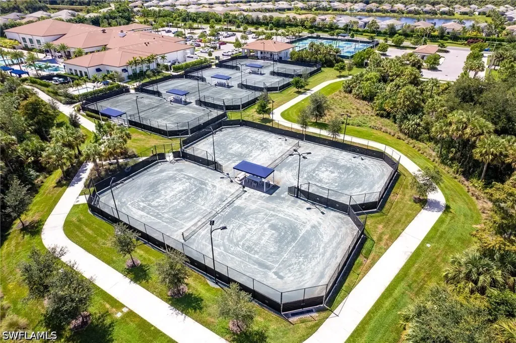 12217 Eucalyptus Way Naples FL 34120
