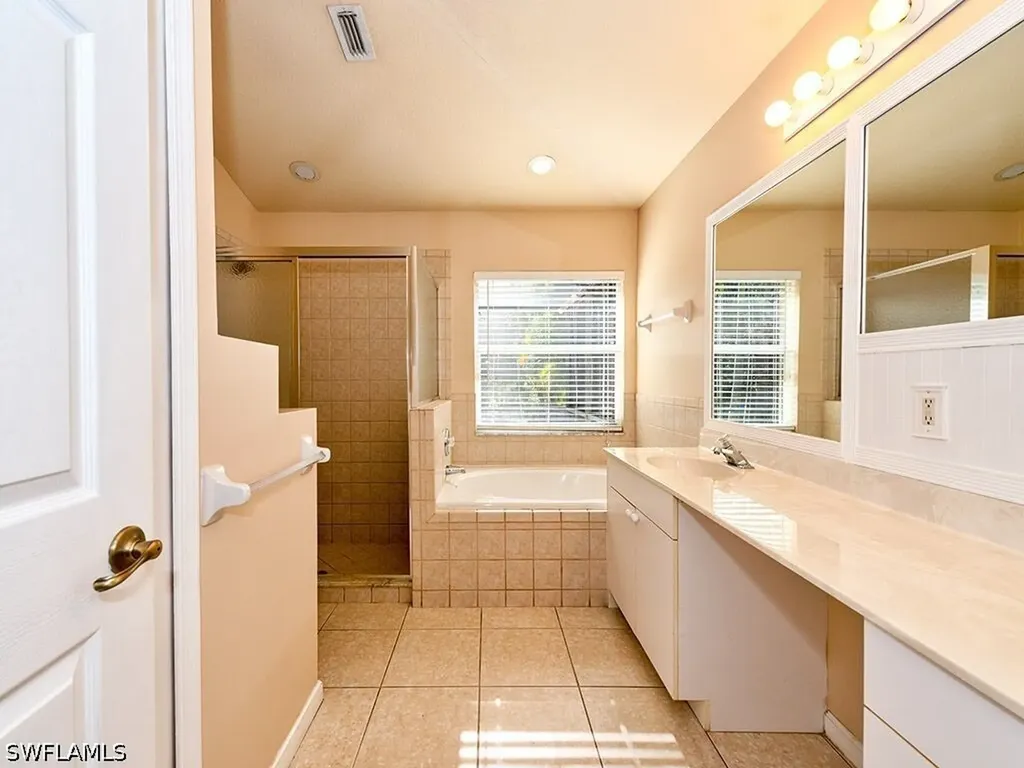 7117 Timberland Circle Naples FL 34109