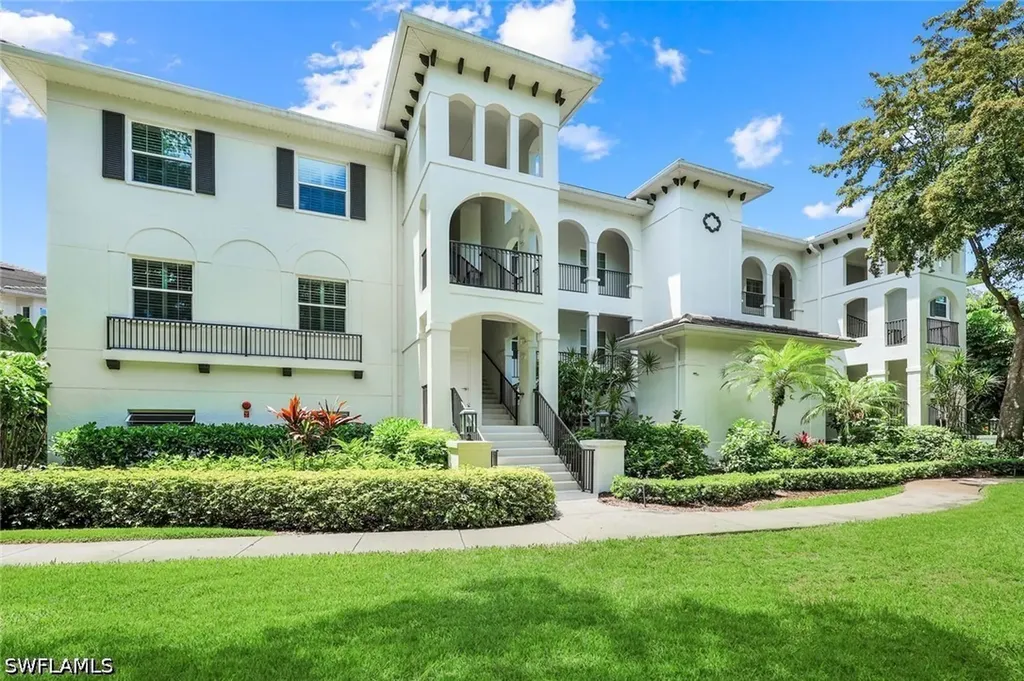 800 Breakaway Lane Naples FL 34108