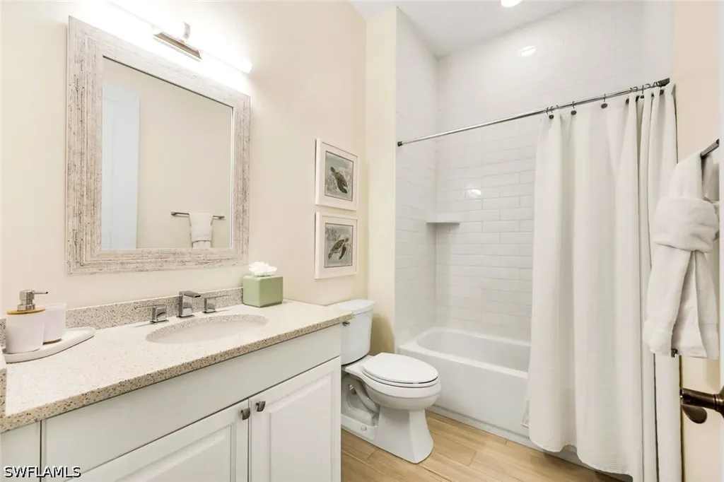 800 Breakaway Lane Naples FL 34108