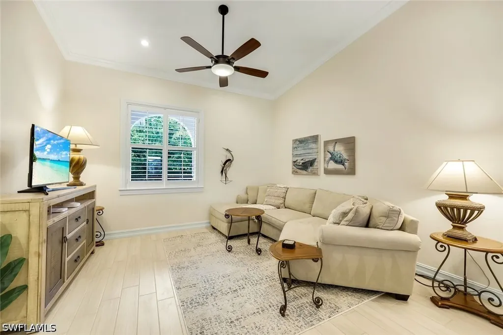 800 Breakaway Lane Naples FL 34108