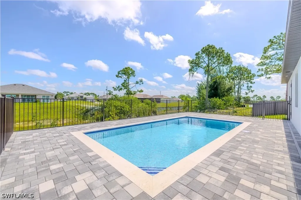 Cape Coral FL 33993