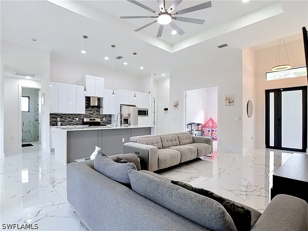 2905 4th Street W Lehigh Acres FL 33971