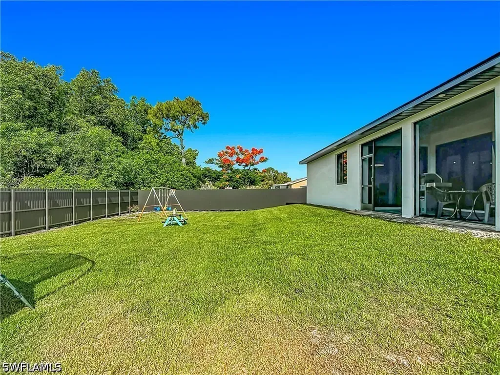 2905 4th Street W Lehigh Acres FL 33971