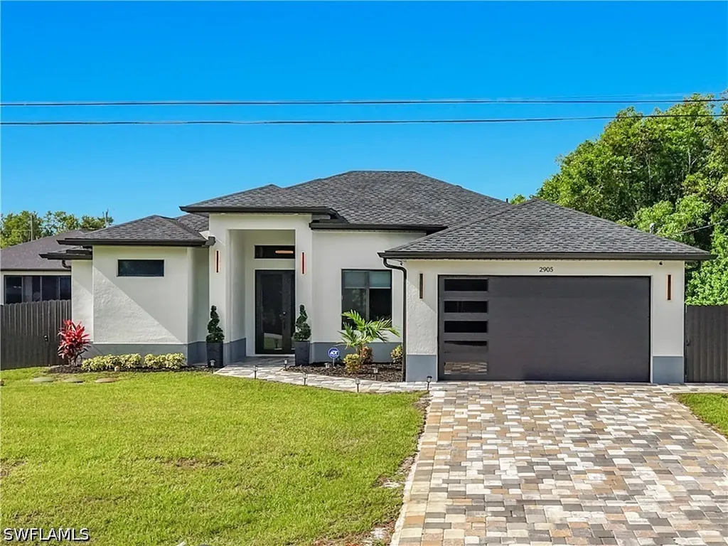 2905 4th Street W Lehigh Acres FL 33971