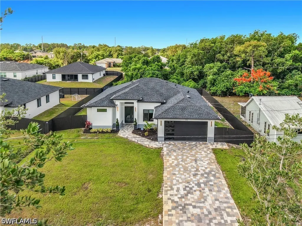 2905 4th Street W Lehigh Acres FL 33971