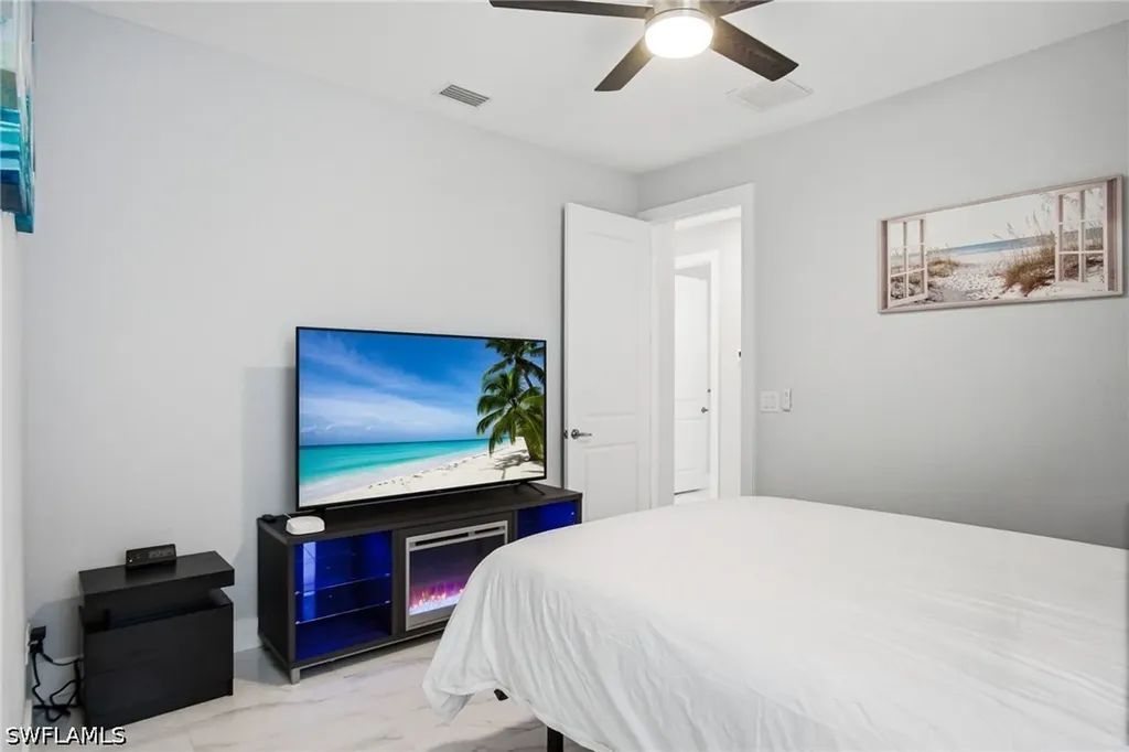 3380 31st Avenue NE Naples FL 34120