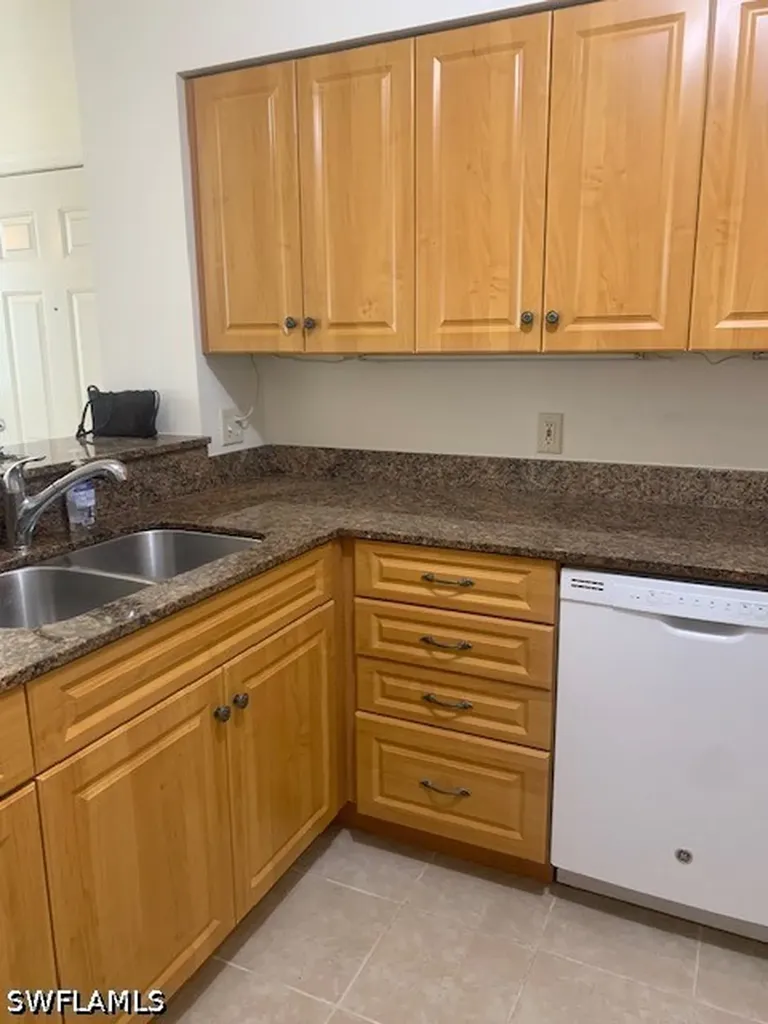 1200 Reserve Way Naples FL 34105