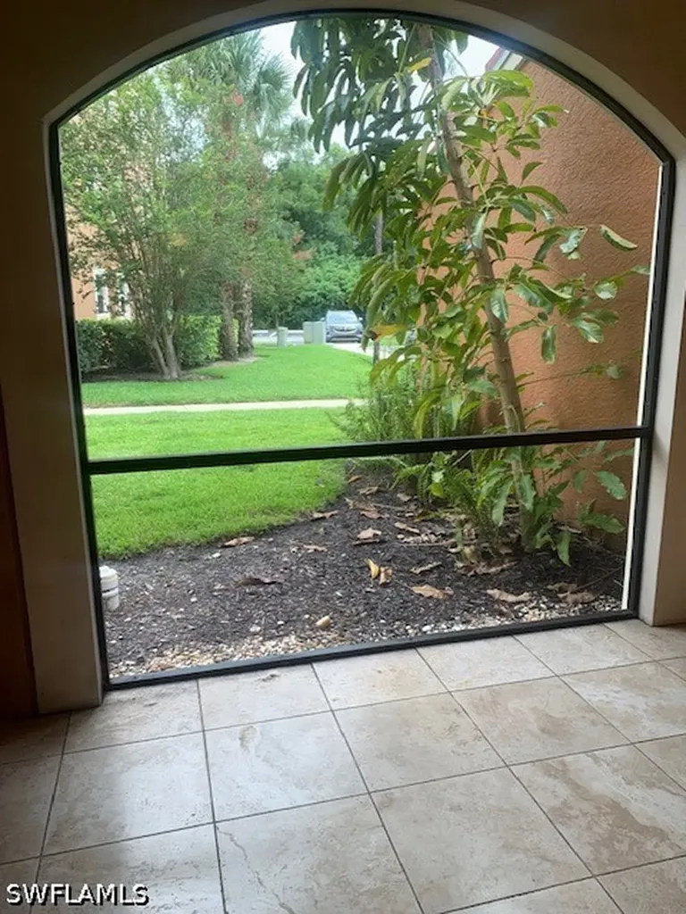 1200 Reserve Way Naples FL 34105