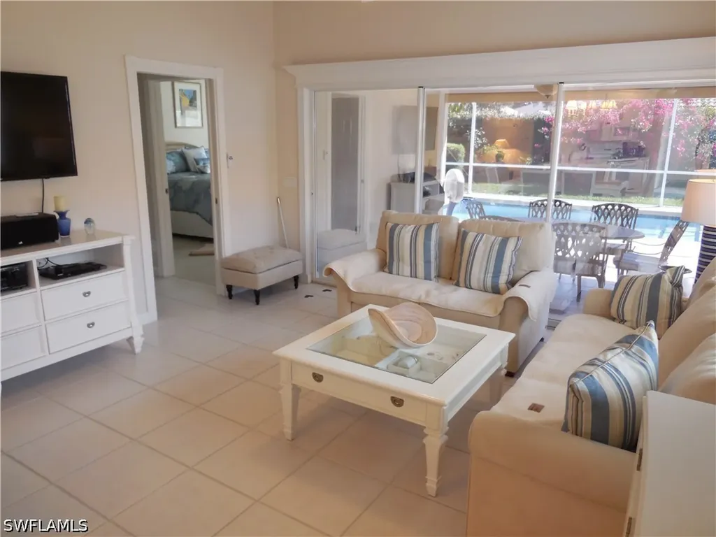 4238 Redonda Lane Naples FL 34119