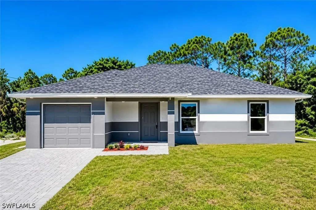 2909 15th Street SW Lehigh Acres FL 33976