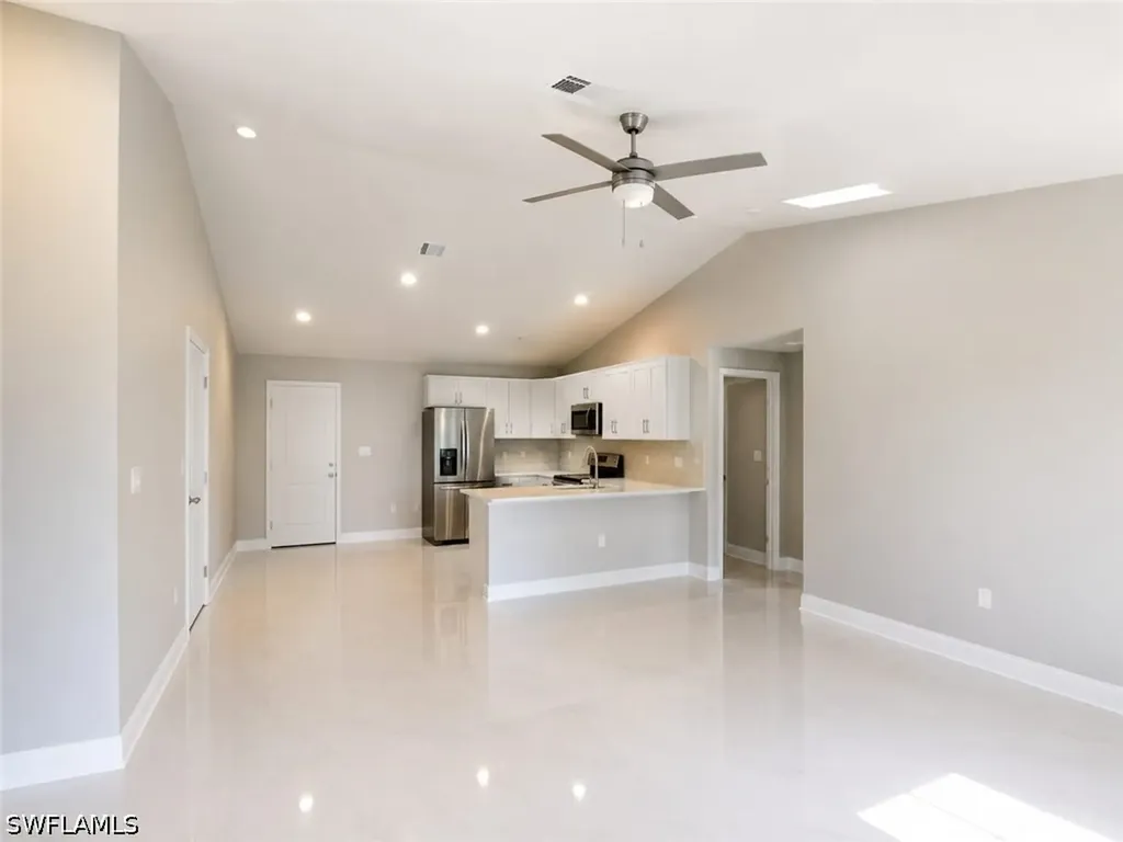 2909 15th Street SW Lehigh Acres FL 33976