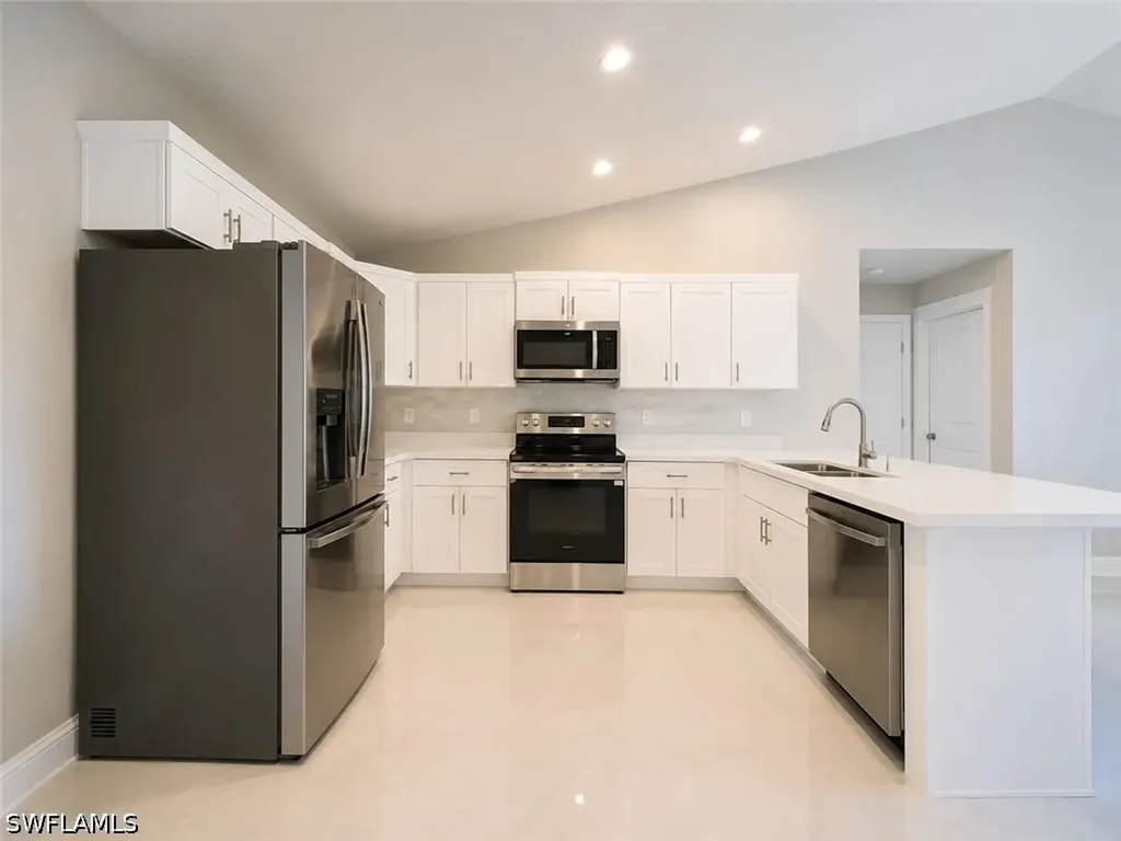 2909 15th Street SW Lehigh Acres FL 33976