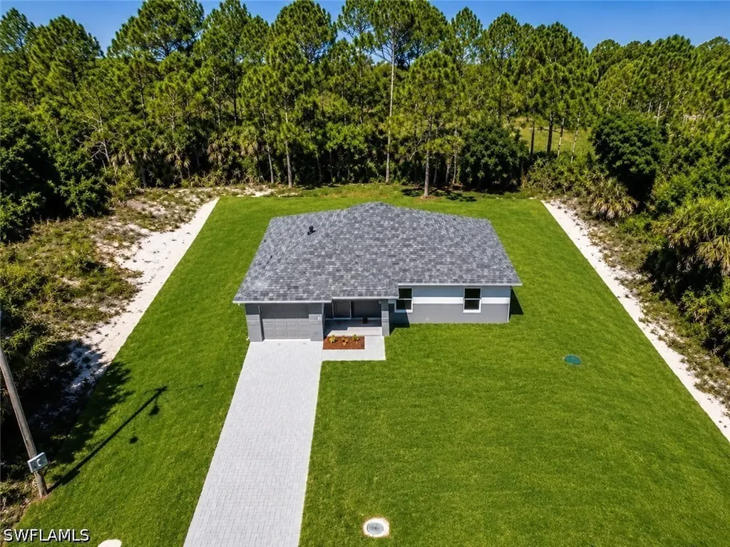 2909 15th Street SW Lehigh Acres FL 33976