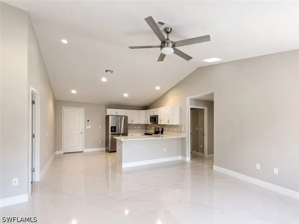 2909 15th Street SW Lehigh Acres FL 33976