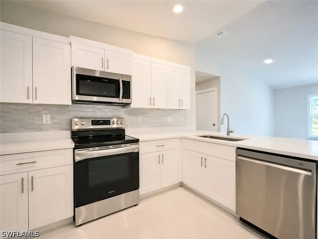 2909 15th Street SW Lehigh Acres FL 33976