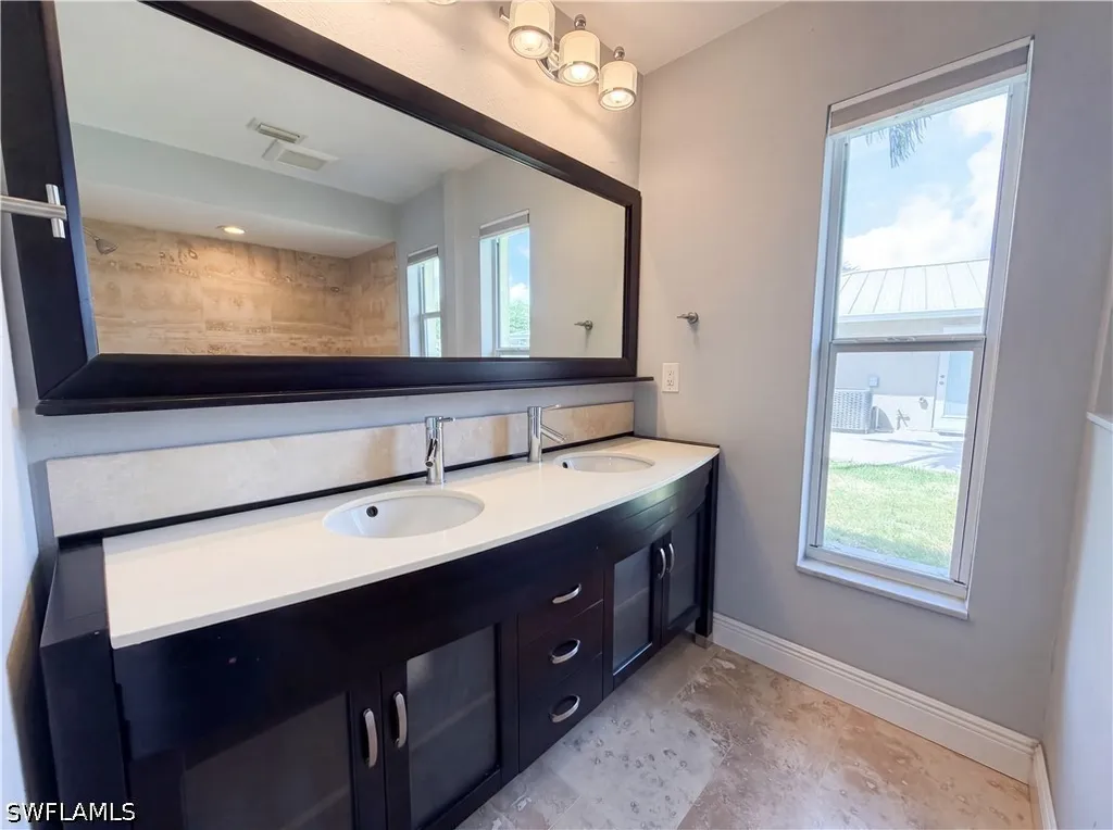 5644 Eichen Circle W Fort Myers FL 33919