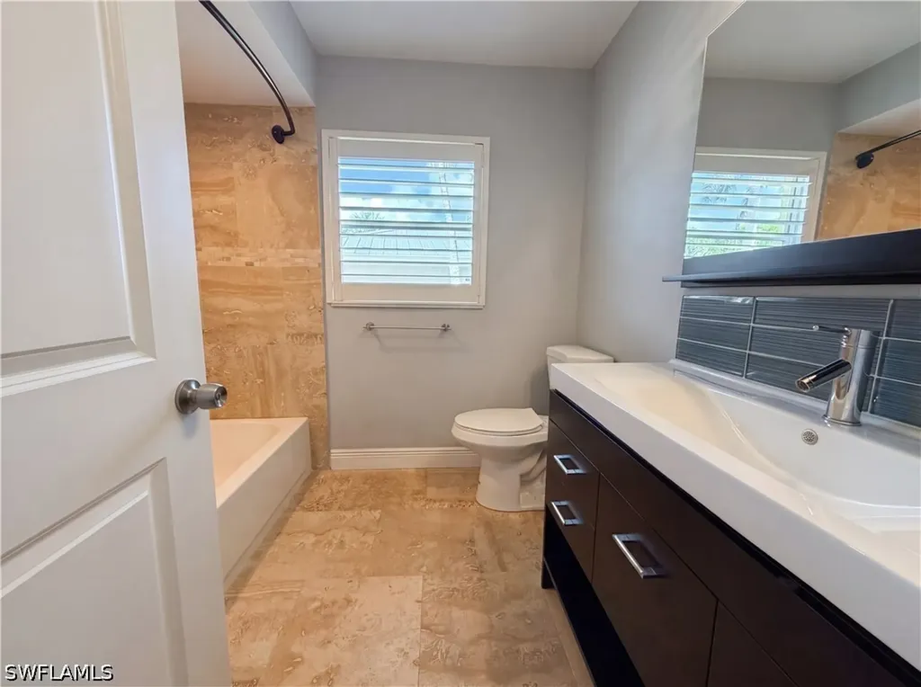 5644 Eichen Circle W Fort Myers FL 33919
