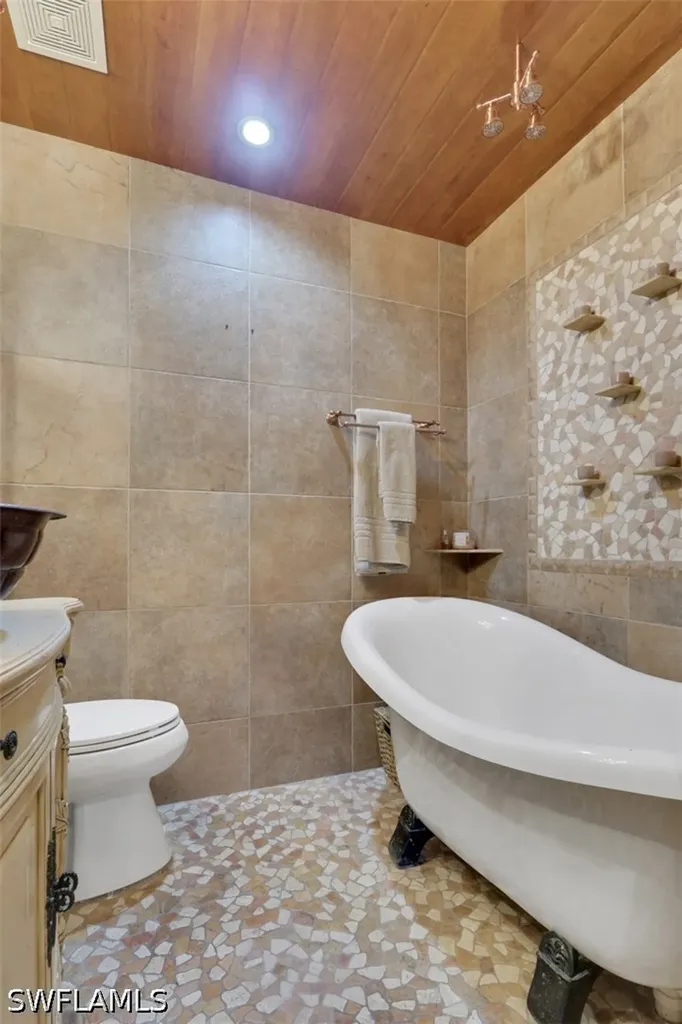 1533 Chesapeake Avenue Naples FL 34102