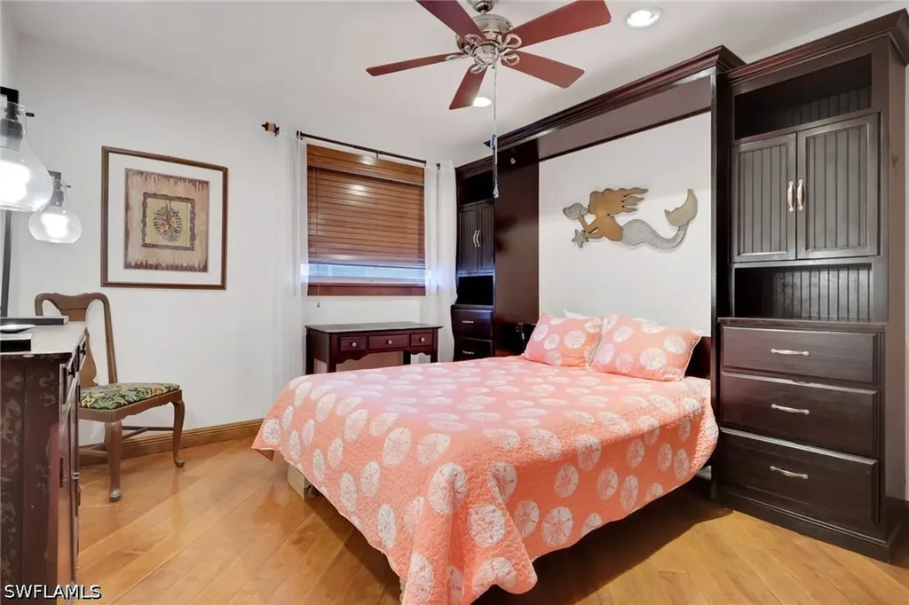 1533 Chesapeake Avenue Naples FL 34102