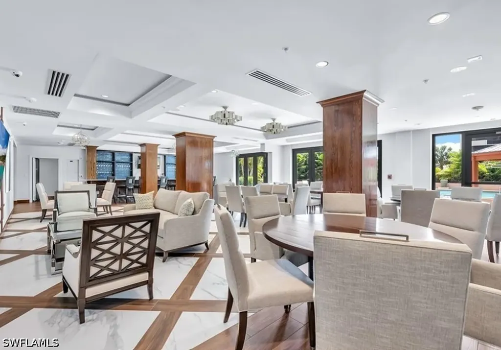 6075 Pelican Bay Boulevard Naples FL 34108