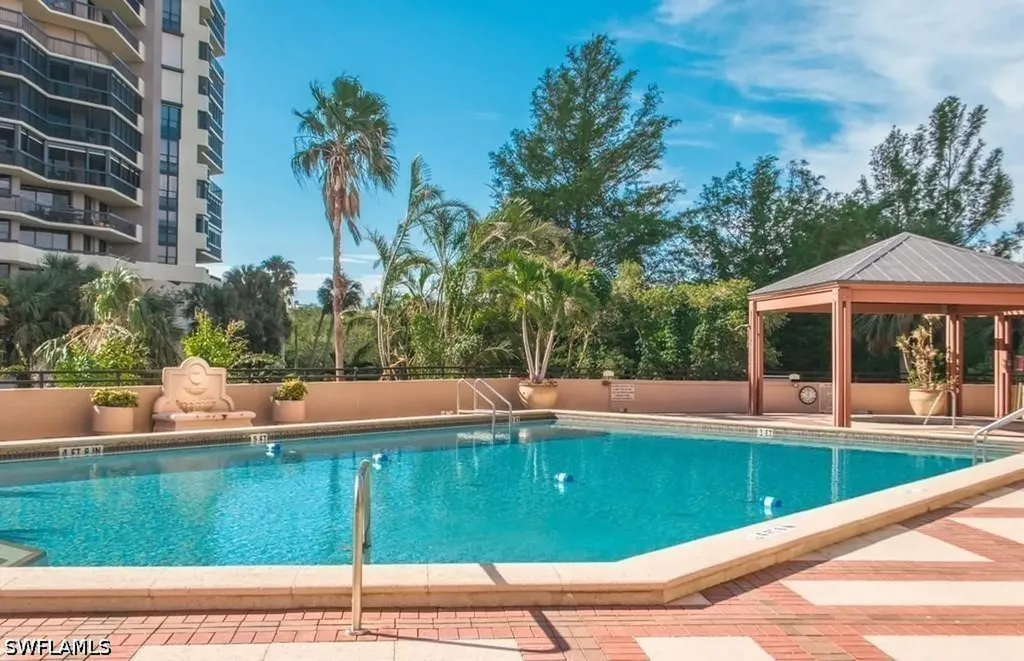 6075 Pelican Bay Boulevard Naples FL 34108