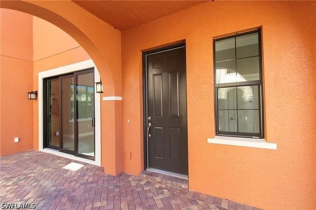 1342 Kendari Terrace Naples FL 34113