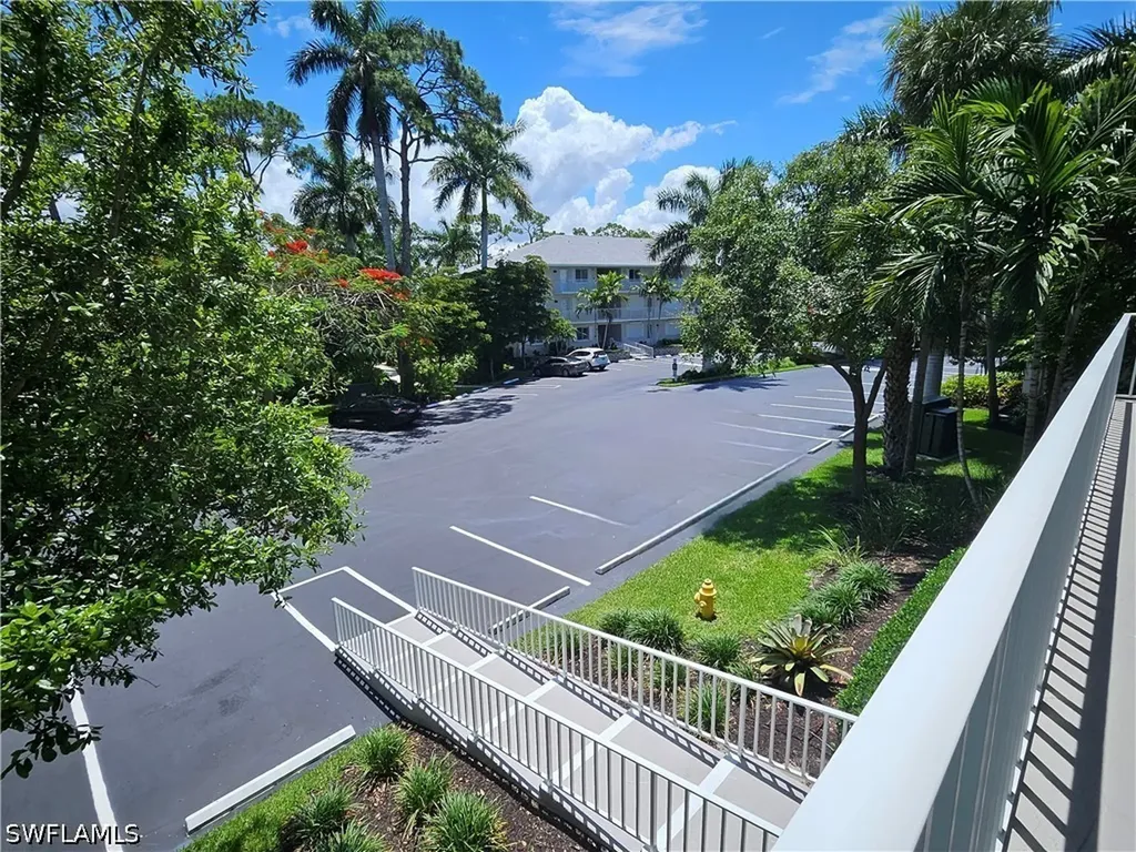 3001 Sandpiper Bay Circle Naples FL 34112