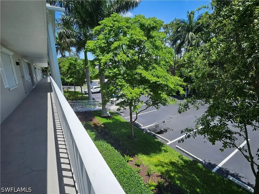 3001 Sandpiper Bay Circle Naples FL 34112