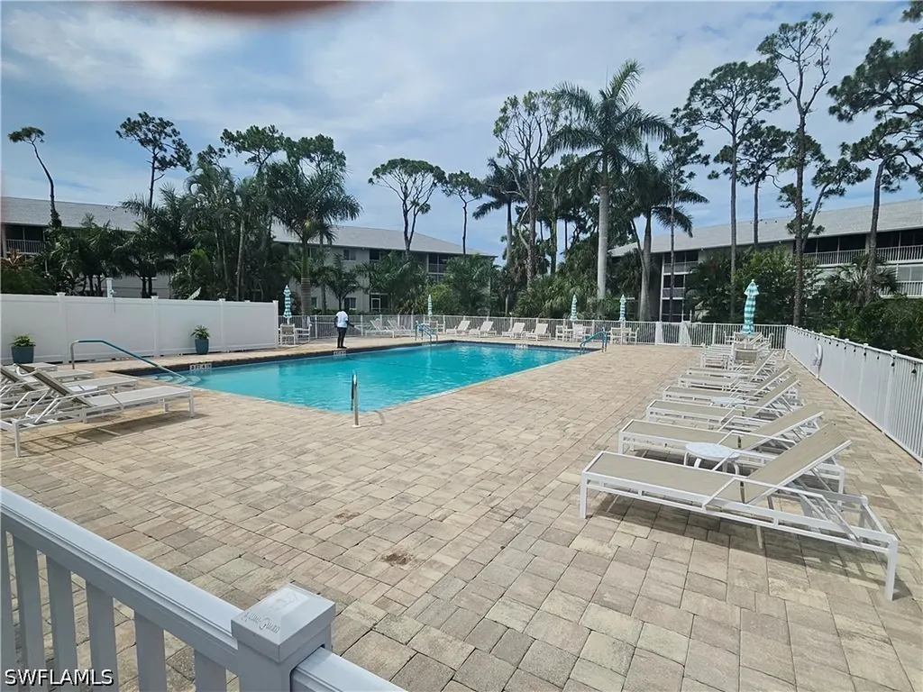 3001 Sandpiper Bay Circle Naples FL 34112