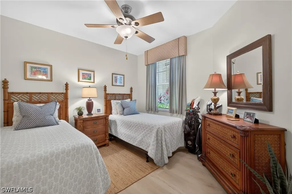 5035 Yacht Harbor Drive Naples FL 34112